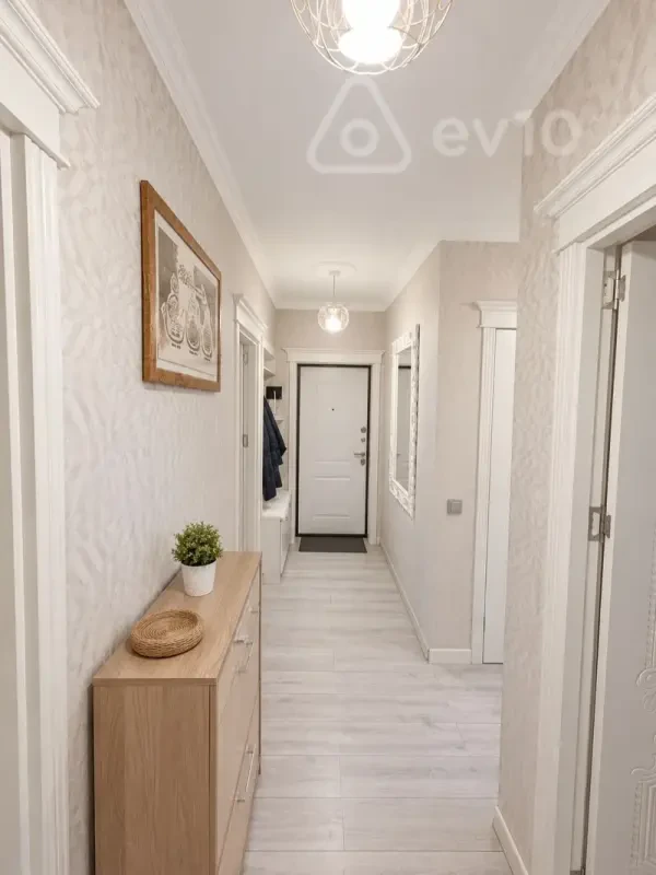 Kirayə verilir 3 otaqlı yeni tikili 85 m²