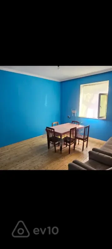 Kirayə verilir 2 otaqlı həyət evi 70 m²
