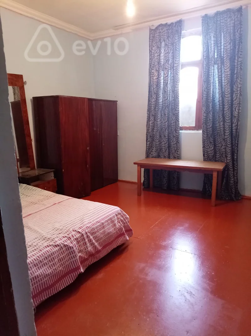 Kirayə verilir 1 otaqlı həyət evi 34 m²