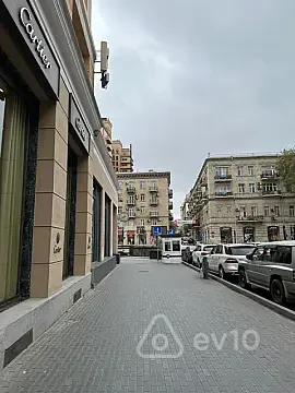 Satılır 3 otaqlı köhnə tikili 120 m² — Bakı, Nəsimi 3 otaq 120.00 m²
