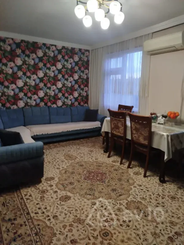 Kirayə verilir 2 otaqlı köhnə tikili 45 m²