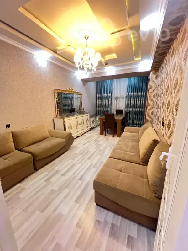Kirayə verilir 2 otaqlı yeni tikili 78 m²
