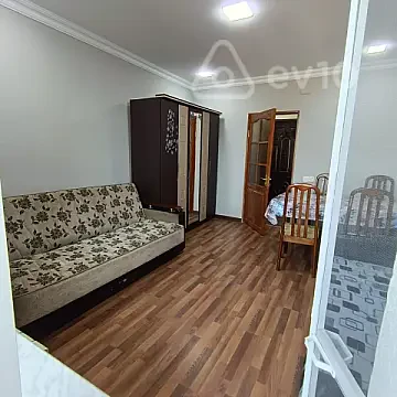 Kirayə verilir 2 otaqlı köhnə tikili 55 m² — Bakı, Səbail 2 otaq 55.00 m²