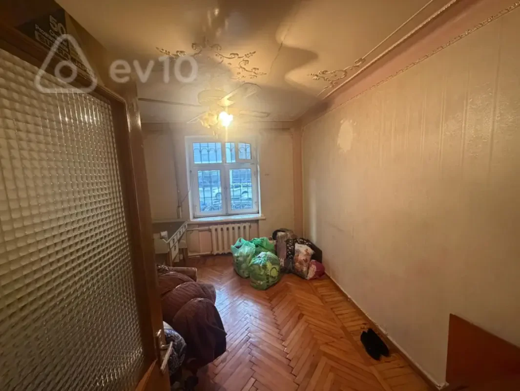 Kirayə verilir 1 otaqlı köhnə tikili 35 m²