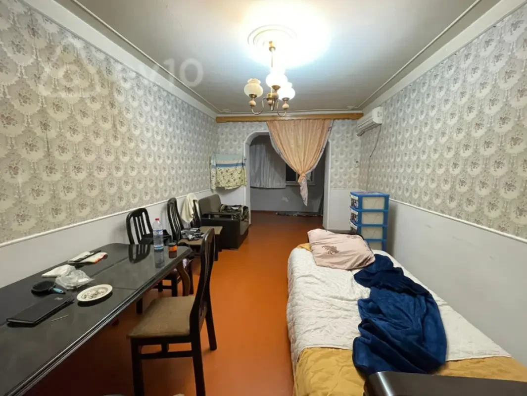 Kirayə verilir 2 otaqlı köhnə tikili 48 m²