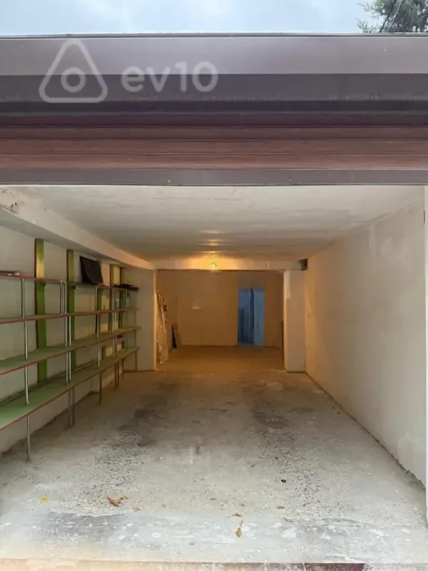 Kirayə verilir mənzil 100 m²