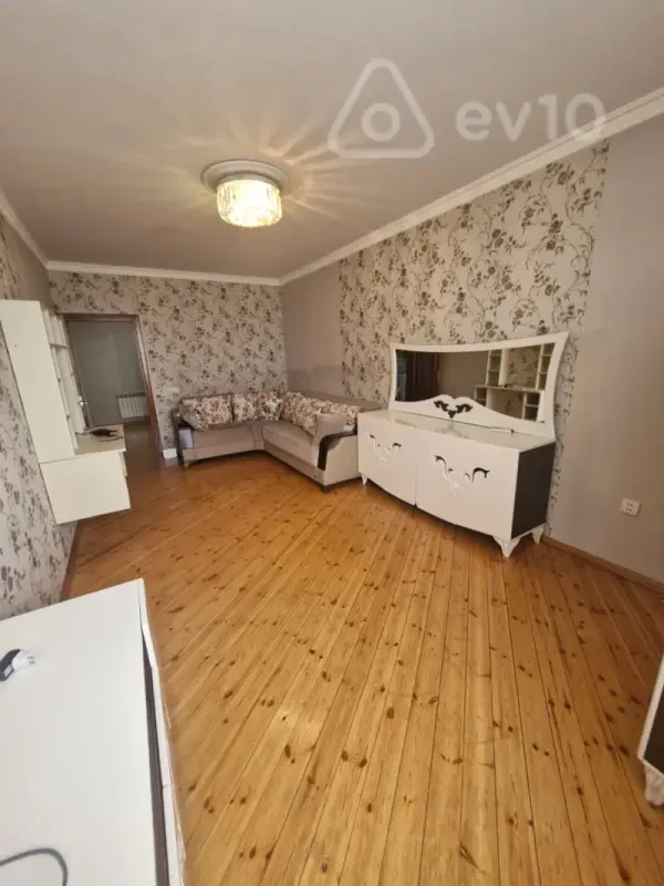 Kirayə verilir 3 otaqlı yeni tikili 75 m²