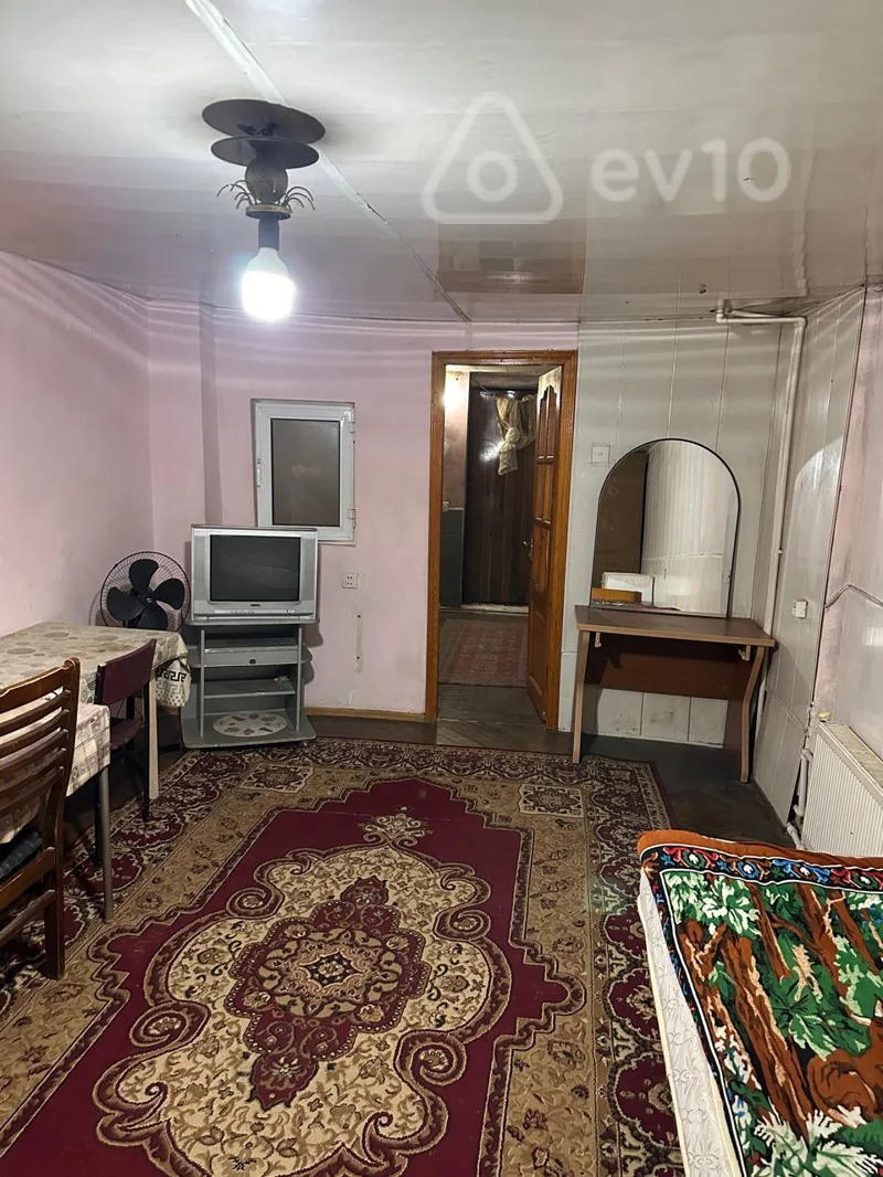 Kirayə verilir 2 otaqlı həyət evi 35 m²