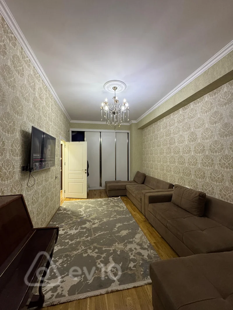 Kirayə verilir 2 otaqlı yeni tikili 50 m²