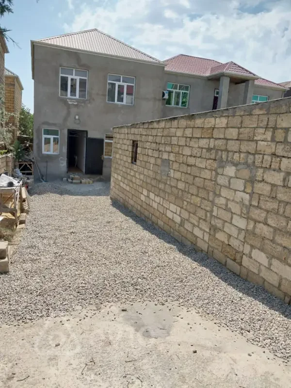 Kirayə verilir 6 otaqlı həyət evi 157 m²