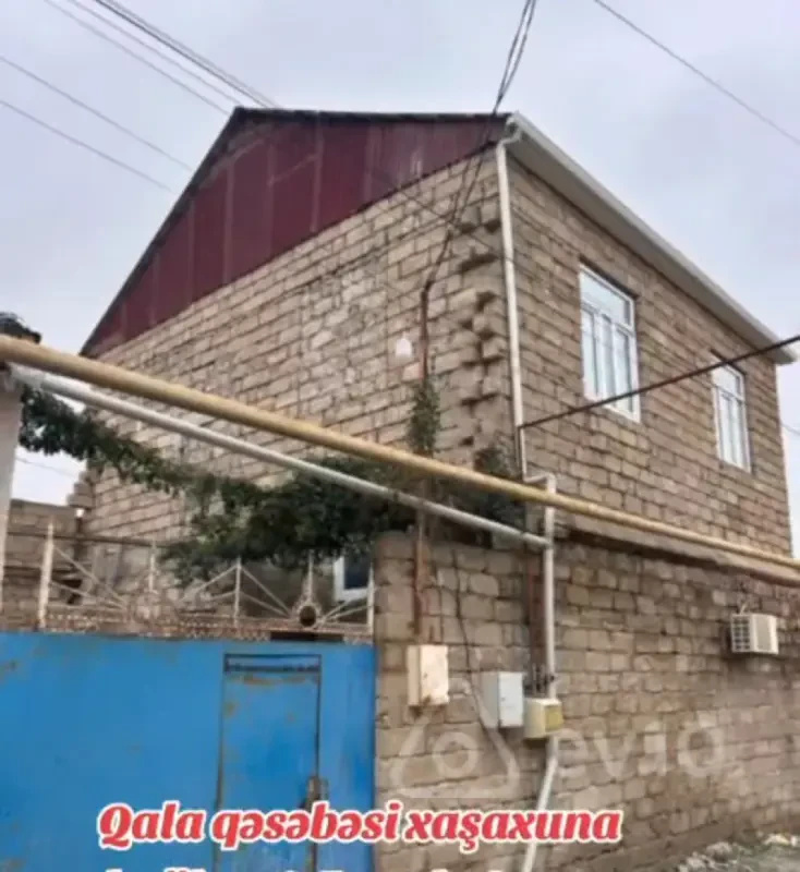 Satılır 6 otaqlı həyət evi 84 m²