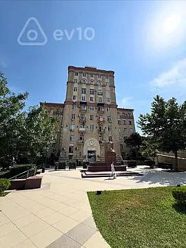 Satılır 2 otaqlı köhnə tikili 45 m² — Bakı, Yasamal 2 otaq 45.00 m²