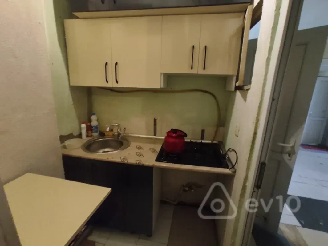 Kirayə verilir 1 otaqlı həyət evi 35 m²