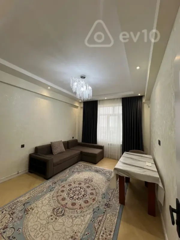 Kirayə verilir 2 otaqlı yeni tikili 50 m²