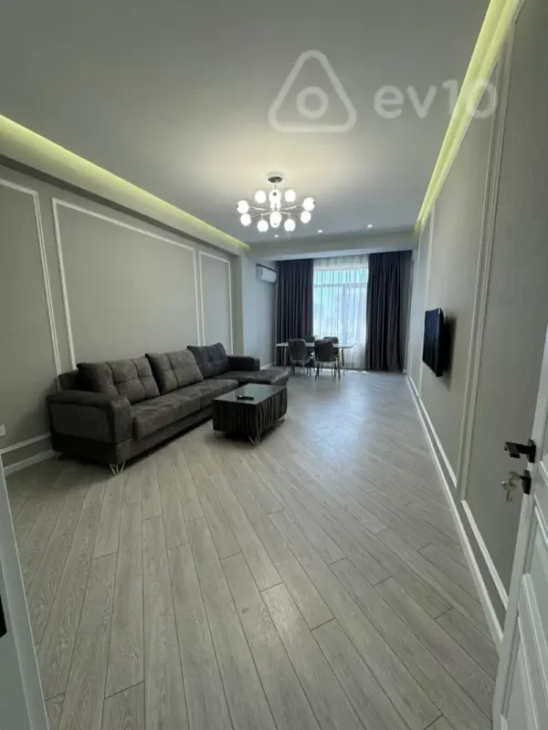Kirayə verilir 2 otaqlı yeni tikili 75 m²