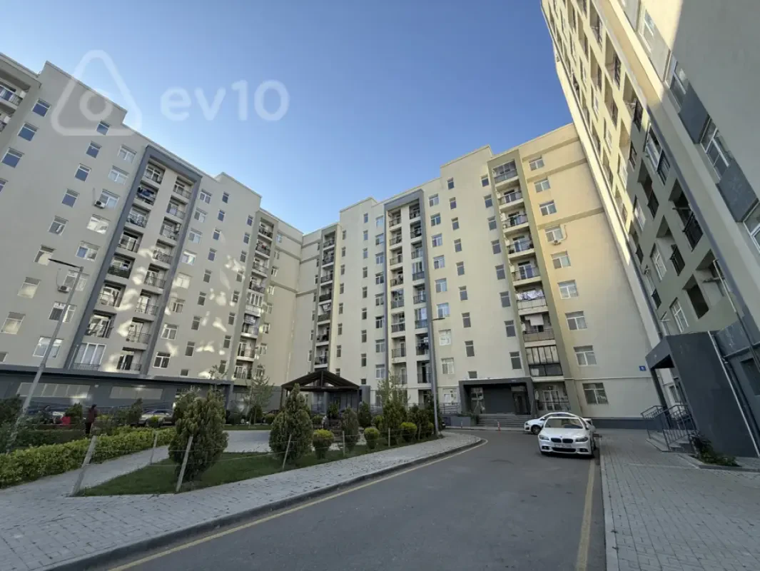 Satılır 4 otaqlı yeni tikili 115 m²