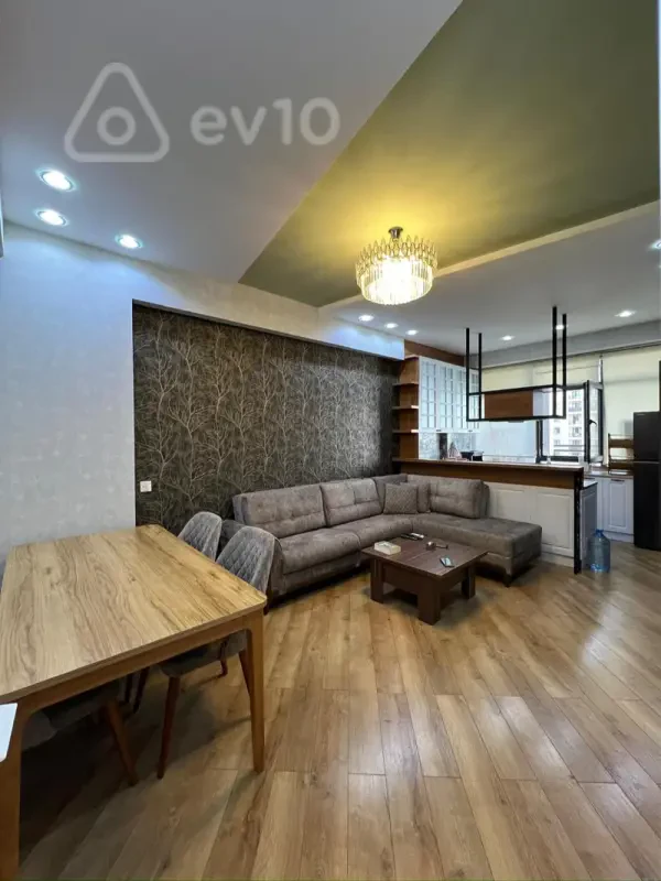 Satılır 3 otaqlı yeni tikili 85 m²