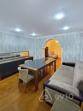 Kirayə verilir 3 otaqlı köhnə tikili 80 m² — Bakı, Yasamal 3 otaq 80.00 m²