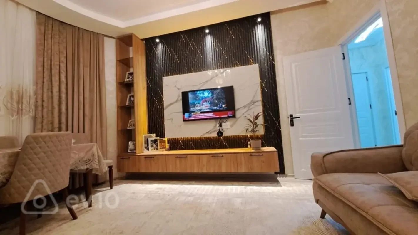 Satılır 3 otaqlı yeni tikili 75 m²