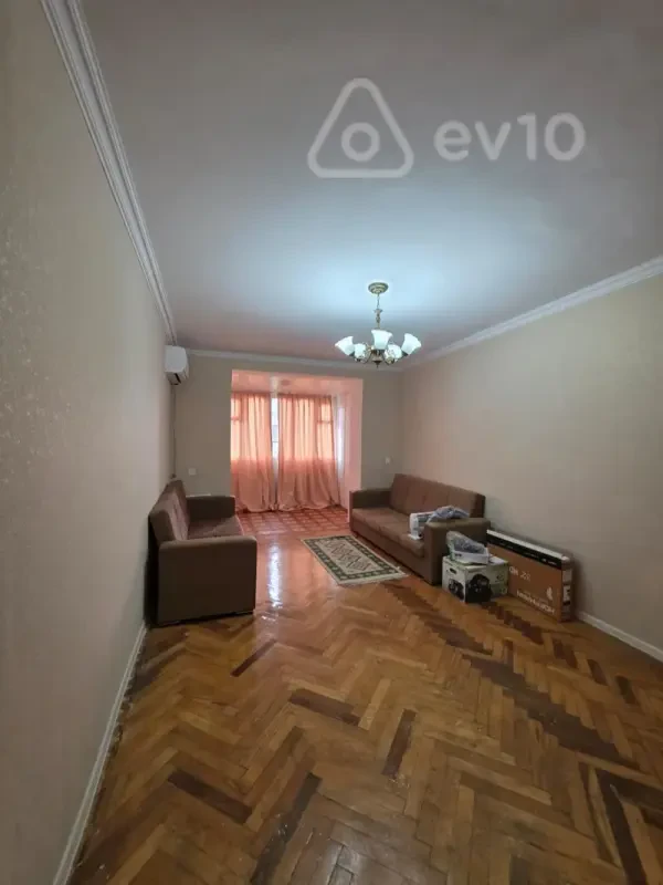 Kirayə verilir 1 otaqlı köhnə tikili 40 m²