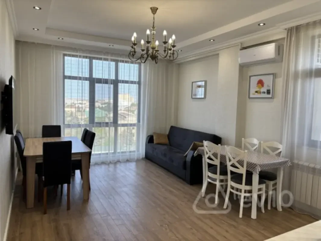 Kirayə verilir 3 otaqlı yeni tikili 85 m²