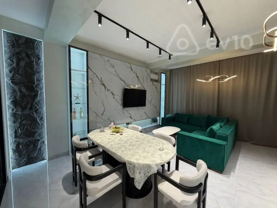 Kirayə verilir 3 otaqlı yeni tikili 89 m²