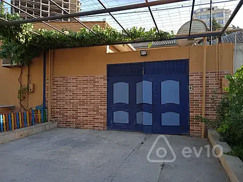 Kirayə verilir 7 otaqlı həyət evi 230 m² — Xırdalan 7 otaq 230.00 m²