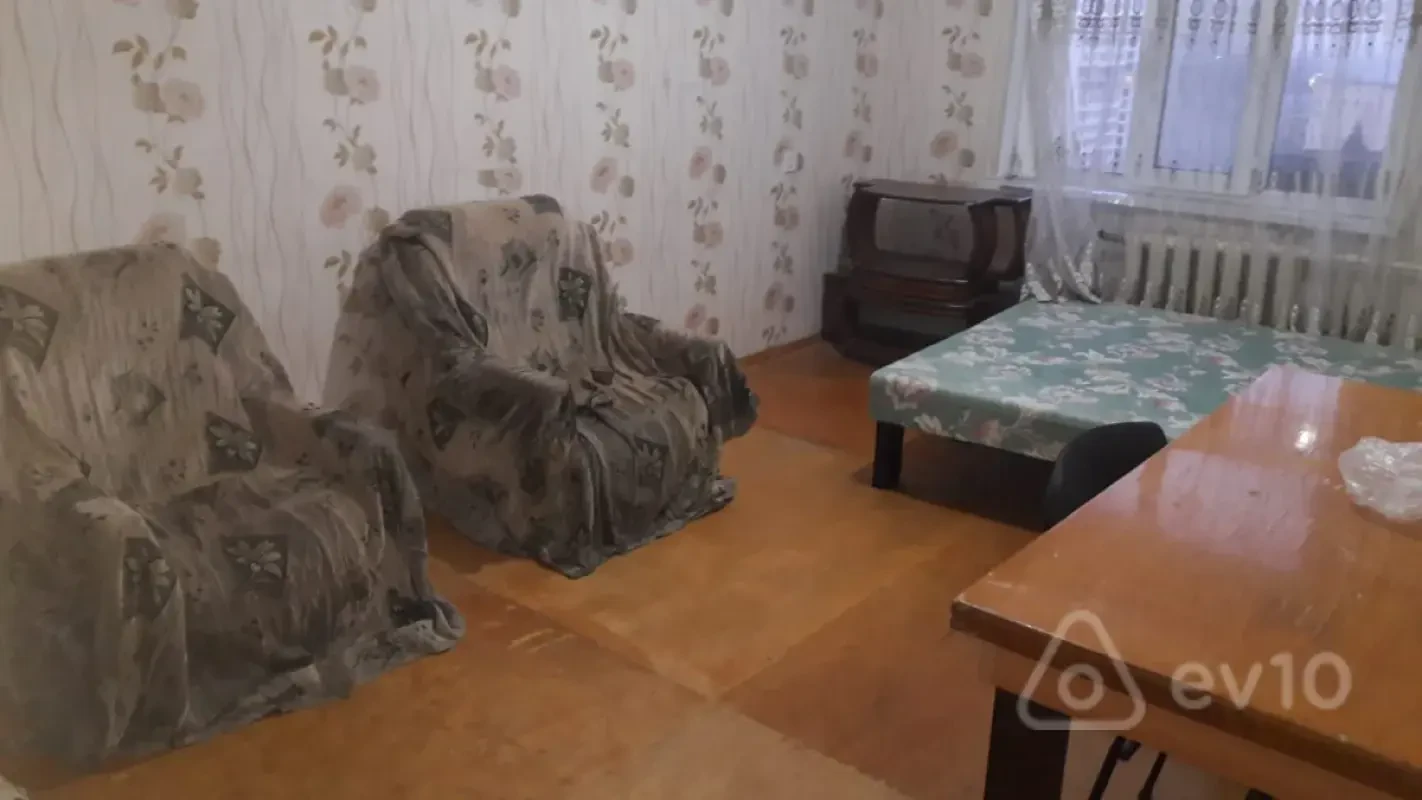 Kirayə verilir 2 otaqlı yeni tikili 50 m²