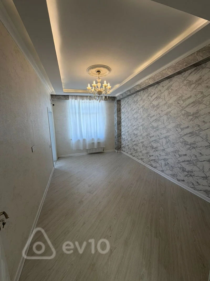 Kirayə verilir 2 otaqlı yeni tikili 60 m²