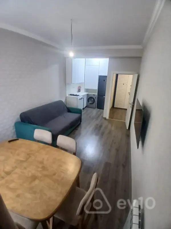 Kirayə verilir 2 otaqlı yeni tikili 80 m²