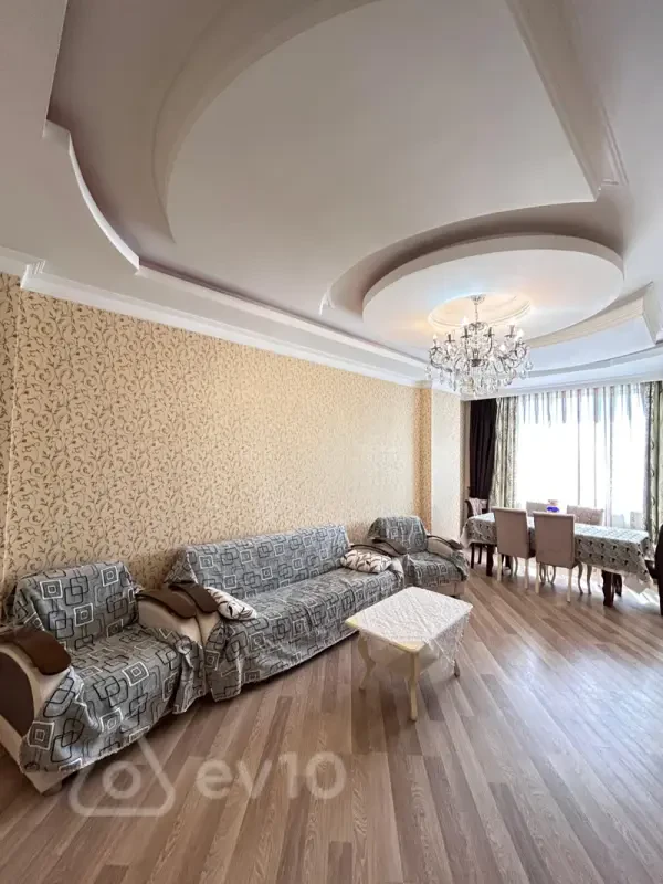 Kirayə verilir 2 otaqlı yeni tikili 100 m²