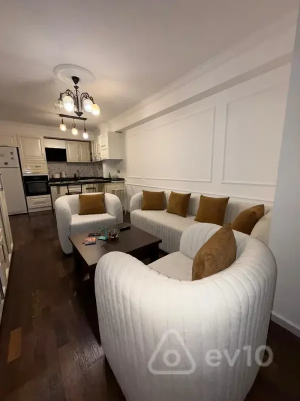 Satılır 2 otaqlı köhnə tikili 45 m²