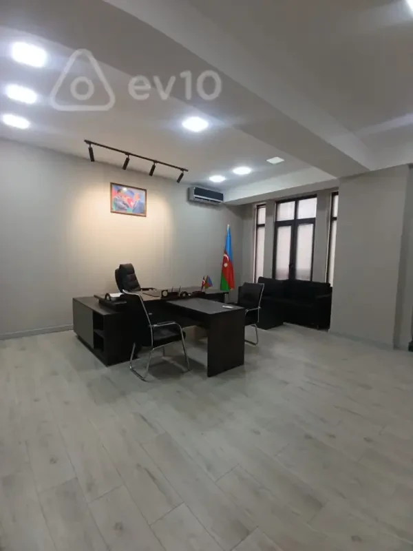 Kirayə verilir 4 otaqlı ofis 188 m²