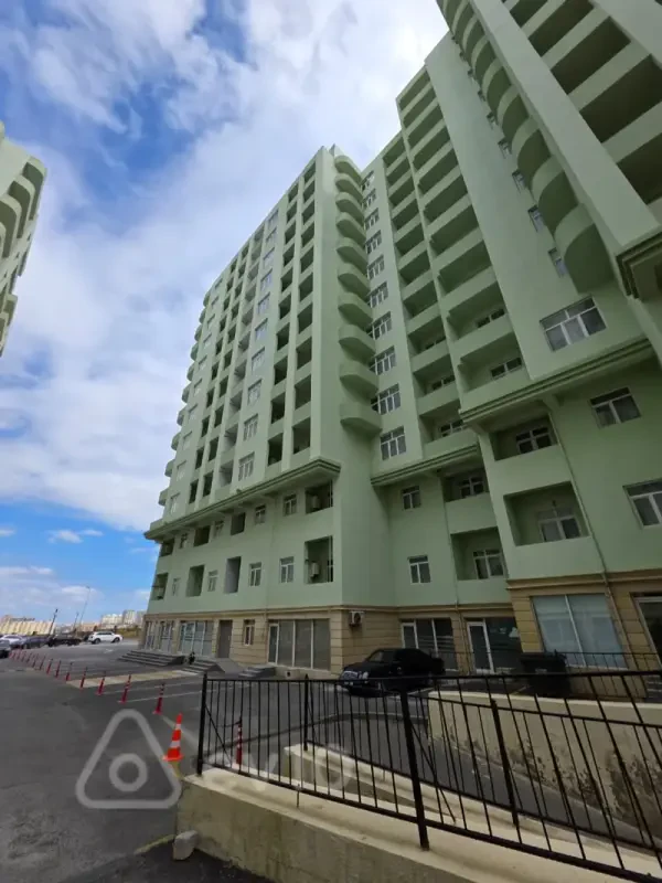 Satılır 2 otaqlı yeni tikili 65 m²