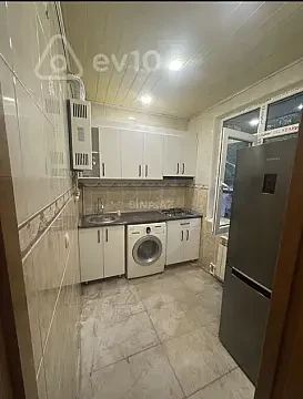 Kirayə verilir 3 otaqlı köhnə tikili 80 m² — Bakı, Nəsimi 3 otaq 80.00 m²
