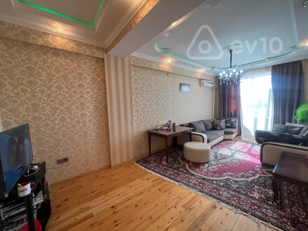 Kirayə verilir 2 otaqlı yeni tikili 90 m²
