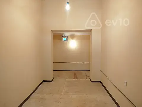 Kirayə verilir 1 otaqlı köhnə tikili 30 m² — Bakı, Xətai 1 otaq 30.00 m²