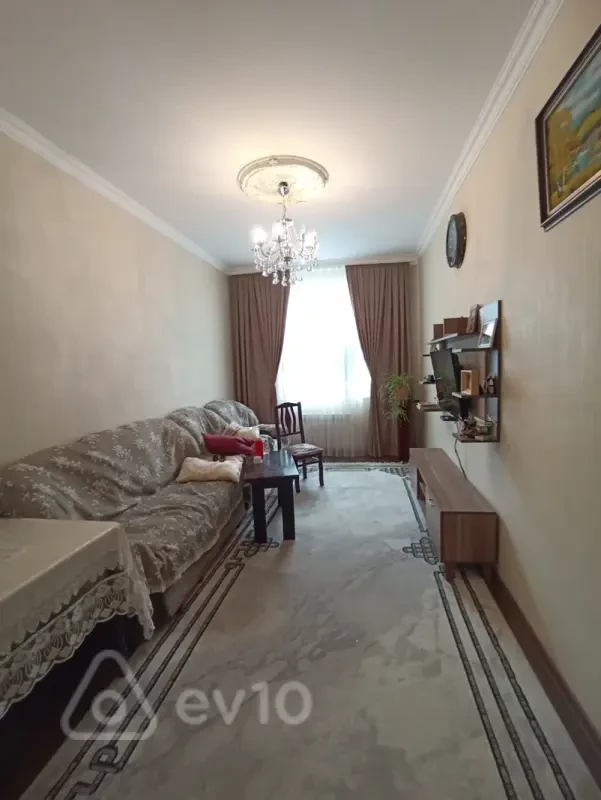 Kirayə verilir 2 otaqlı yeni tikili 73 m²