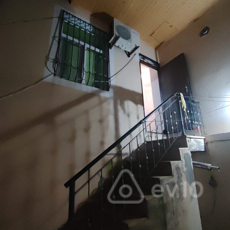 Kirayə verilir 2 otaqlı həyət evi 42 m²