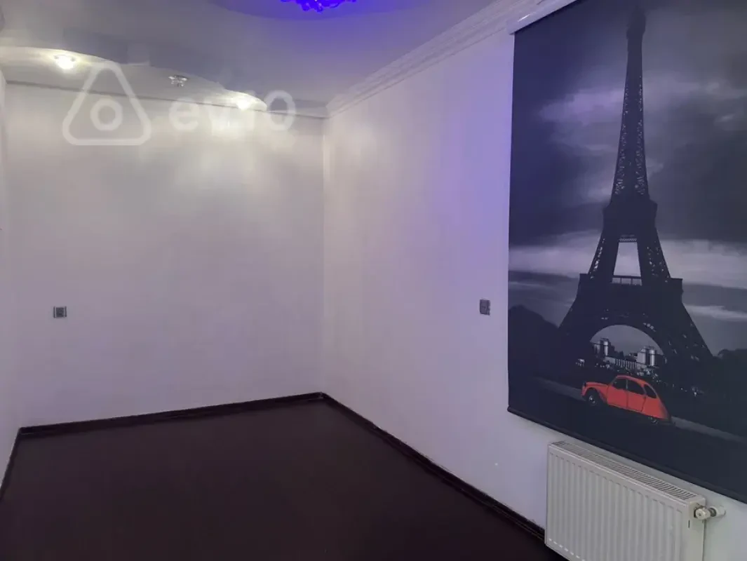 Kirayə verilir 6 otaqlı həyət evi 200 m²
