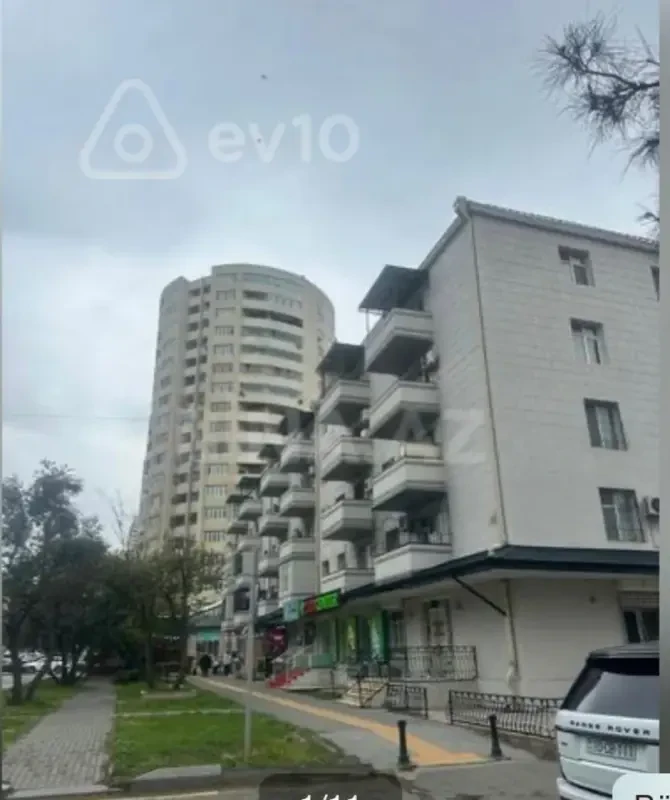 Satılır 2 otaqlı köhnə tikili 55 m²