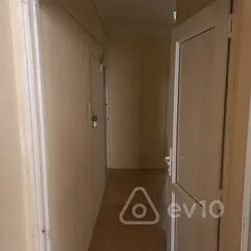 Kirayə verilir 1 otaqlı köhnə tikili 50 m² — Bakı, Yasamal 1 otaq 50.00 m²