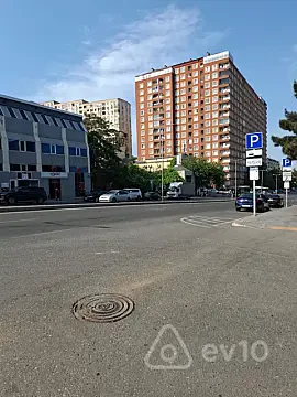 Satılır 2 otaqlı köhnə tikili 50 m² — Bakı, Binəqədi 2 otaq 50.00 m²