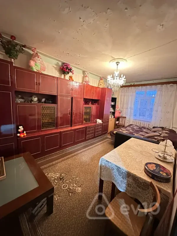 Satılır 3 otaqlı köhnə tikili 75 m²