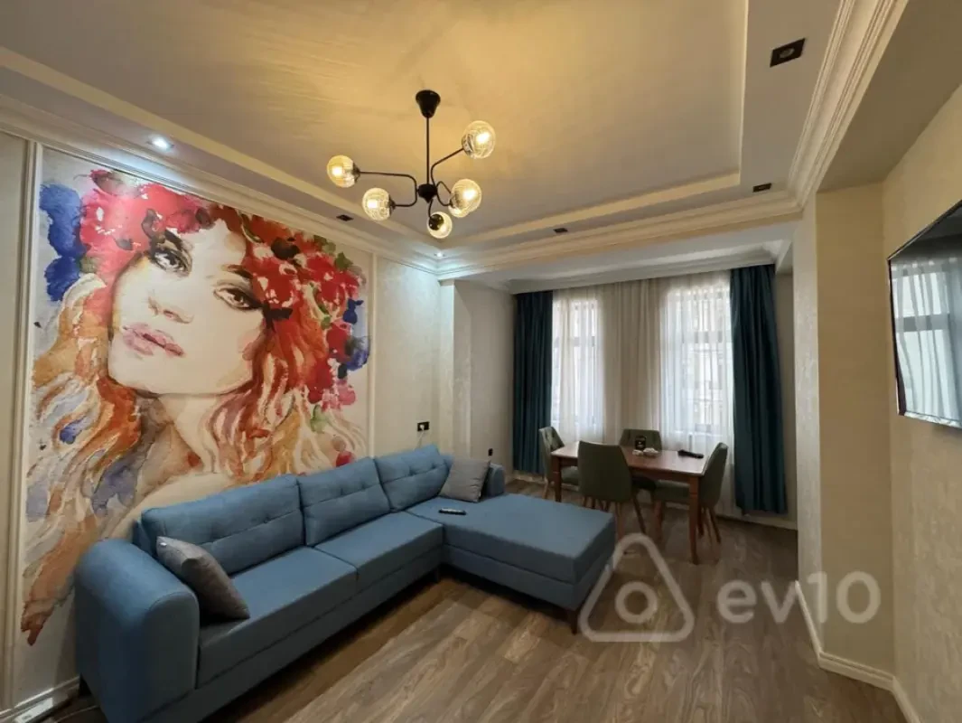 Kirayə verilir 3 otaqlı köhnə tikili 85 m²