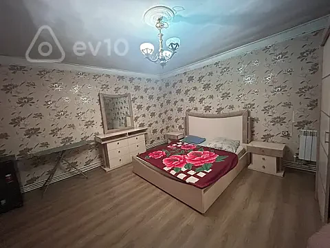 Kirayə verilir 2 otaqlı köhnə tikili 94 m² — Bakı, Nəsimi 2 otaq 94.00 m²