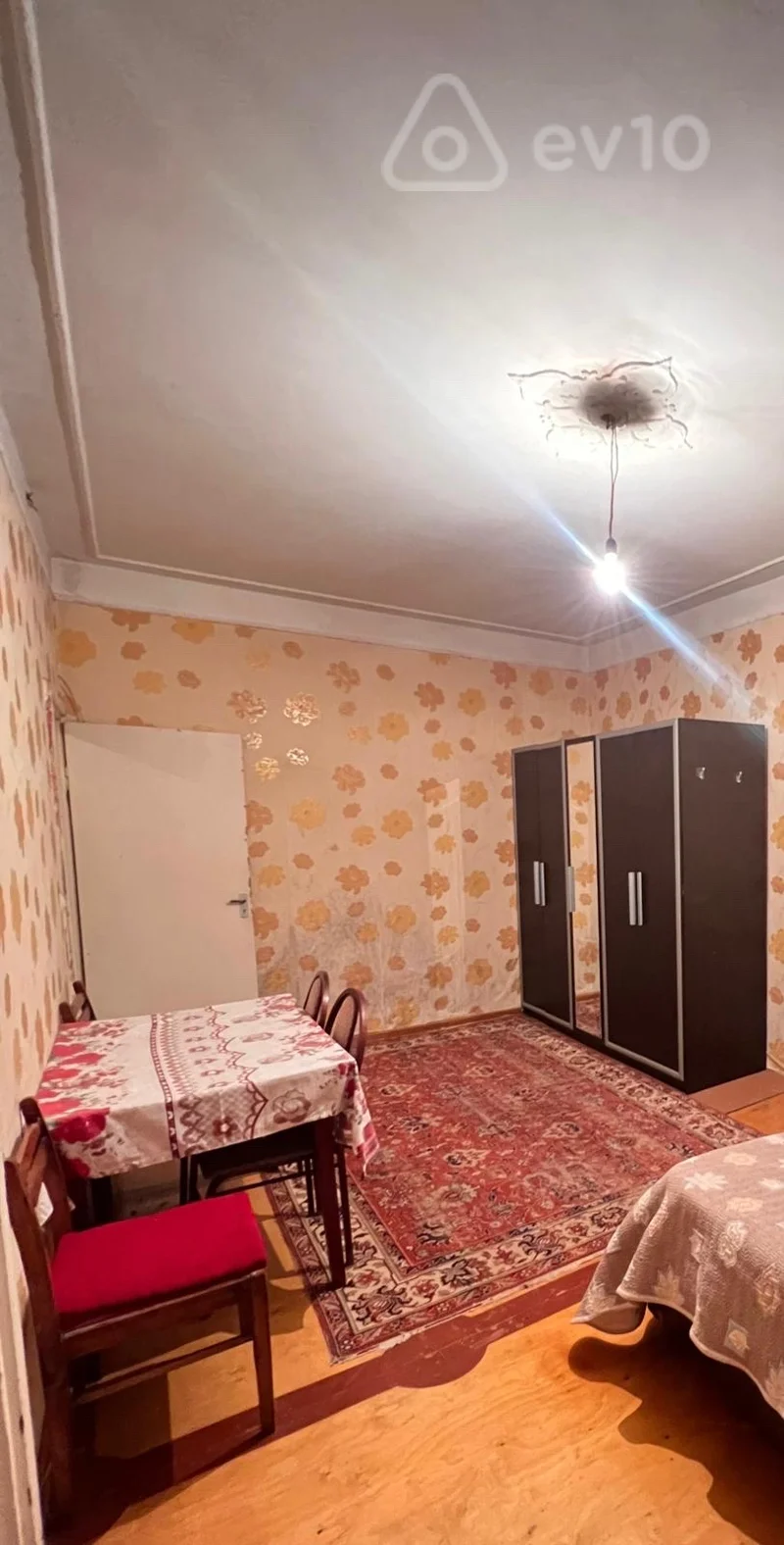 Kirayə verilir 1 otaqlı köhnə tikili 30 m²