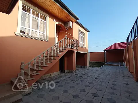 Satılır 4 otaqlı həyət evi 180 m² — Bakı, Sabunçu 4 otaq 180.00 m²