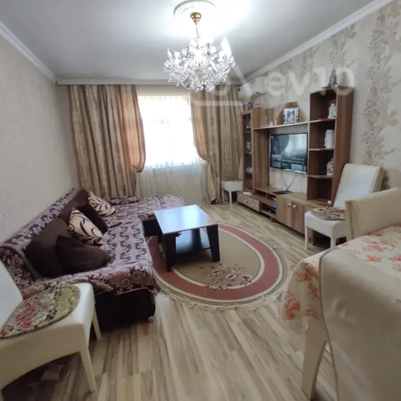 Satılır 4 otaqlı həyət evi 80 m²
