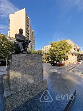 Satılır 2 otaqlı köhnə tikili 40 m² — Bakı, Səbail 2 otaq 40.00 m²